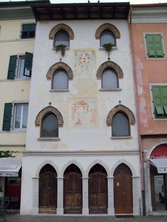 Piazza Paolo Diacono: gli scavi longobardi a Cividale