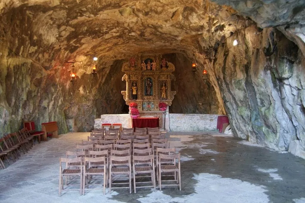 Grotta di San Giovanni d'Antro: la chiesa nella roccia nelle Valli del Natisone
