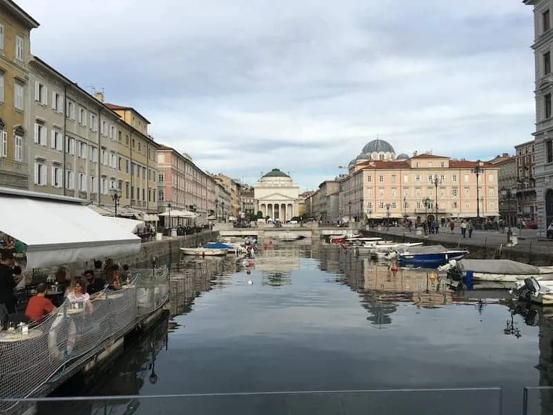 Il Canal Grande di Trieste: urbanistica del Borgo Teresiano