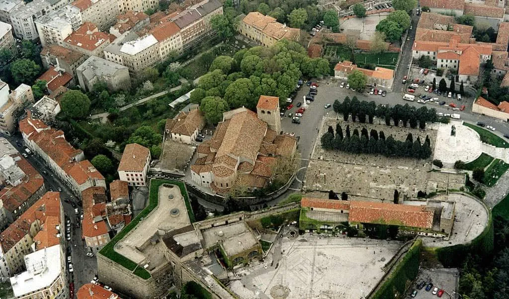 Colle di San Giusto: Guida al nucleo romano di Trieste