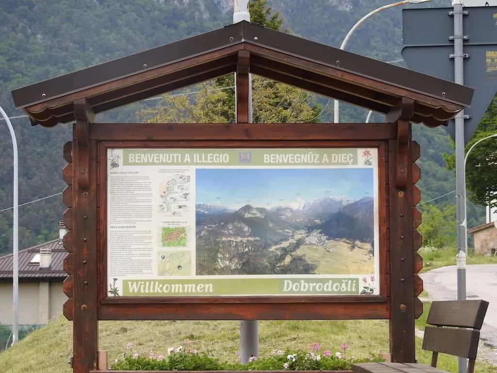 Illegio: il borgo carnico che porta Caravaggio tra le montagne