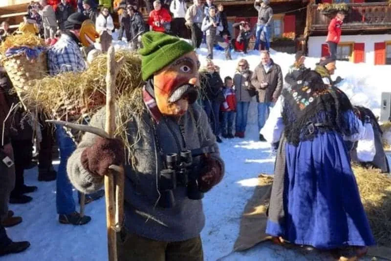 Carnevale di Sappada: tradizioni della Plodar Vosenòcht - Eventi & Sagre in Friuli Venezia Giulia