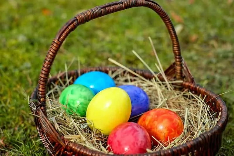`Tradizioni di Pasqua: Pasquetta, uova, torta pasqualina e tavola friulana`