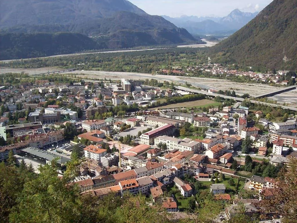 Benito Mussolini e Tito Zaniboni a Tolmezzo Benito Mussolini e Tito Zaniboni a Tolmezzo - Storia in Friuli Venezia Giulia