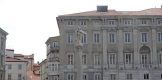 colonna di Carlo VI