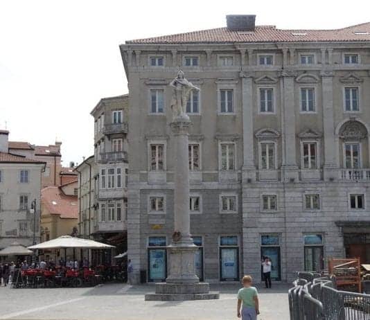 colonna di Carlo VI